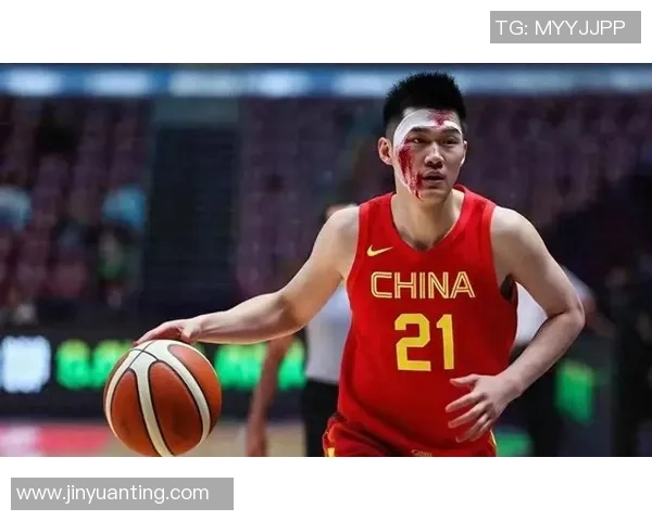 胡金秋：从篮球新星到职业生涯巅峰的奋斗历程与成就解析